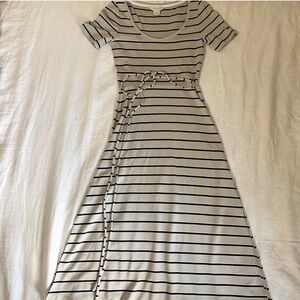 Club Monaco Dress xs used 3 times.